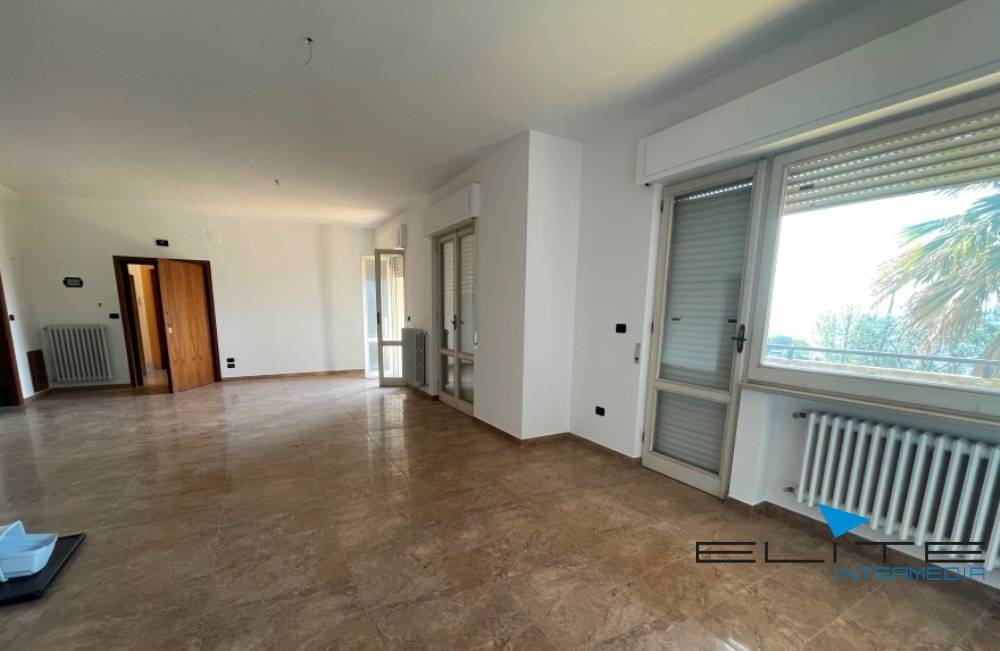 Appartamento a Pescara in Via Martiri Di Pietransieri - Foto 2