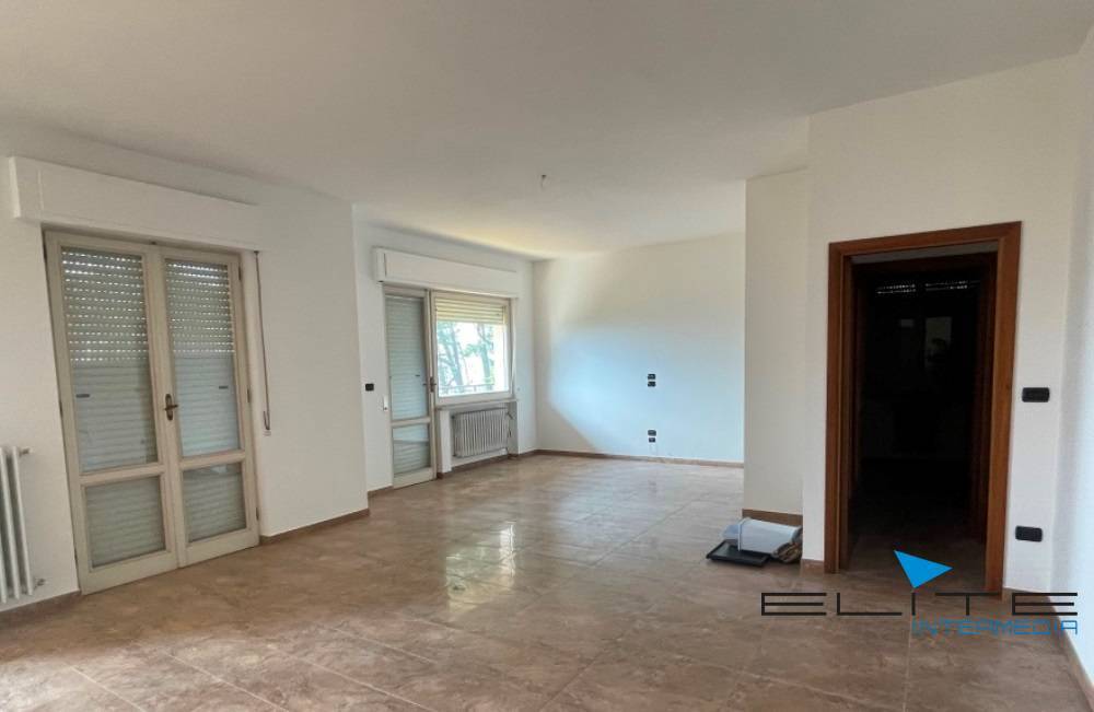 Appartamento a Pescara in Via Martiri Di Pietransieri - Foto 3