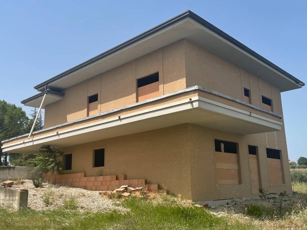 Palazzo / stabile a Montecosaro - Foto 2