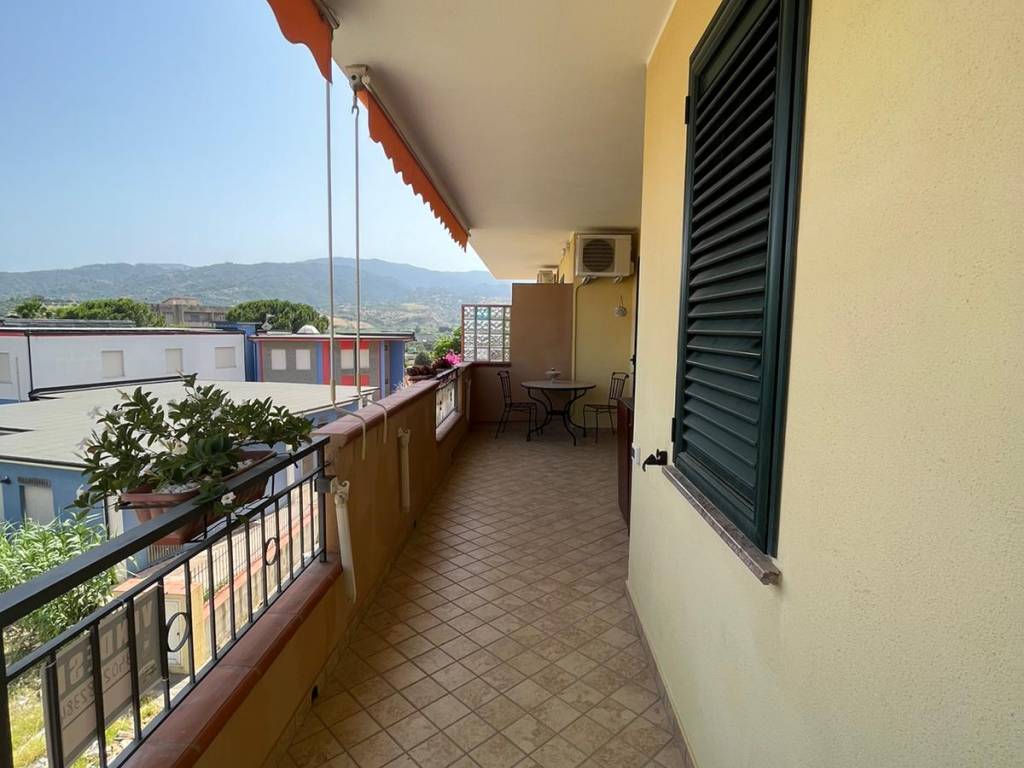Appartamento a Satriano in Via Zurigo - Foto 2