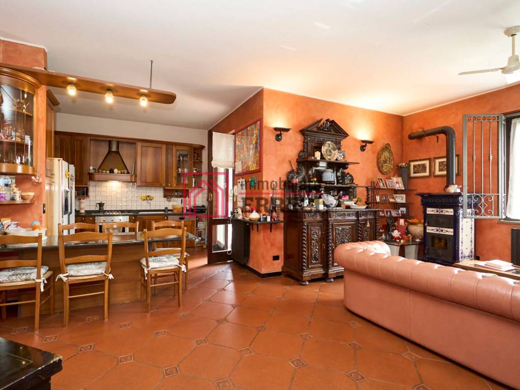 Villa a Lomagna in Via Osnago, 30 - Foto 4