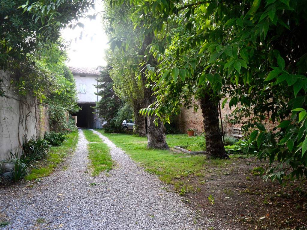 Casa indipendente a Cento in Via Benedetto Gennari - Foto 1