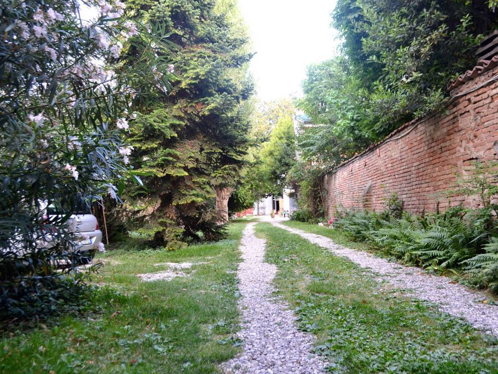 Casa indipendente a Cento in Via Benedetto Gennari - Foto 3