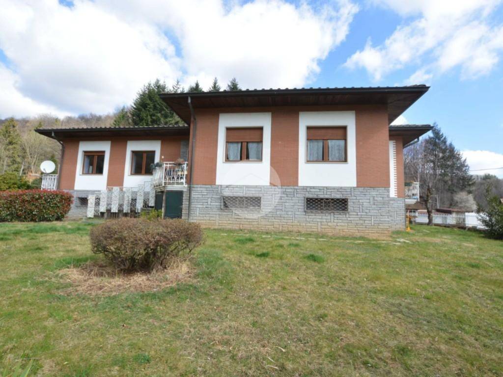 Villa a Pralungo in Frazione Valle, 63 - Foto 2