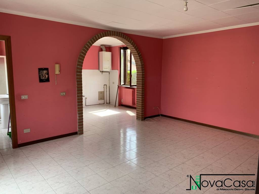 Casa indipendente a Castelgerundo in Vicolo Palazzo - Foto 2