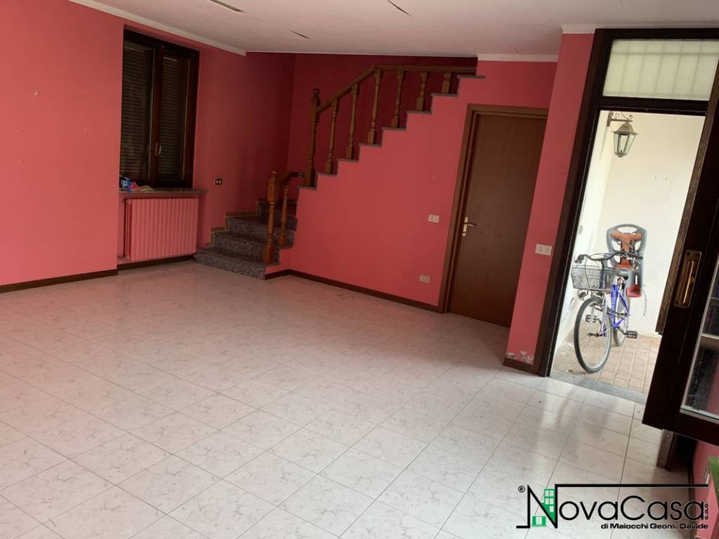 Casa indipendente a Castelgerundo in Vicolo Palazzo - Foto 4