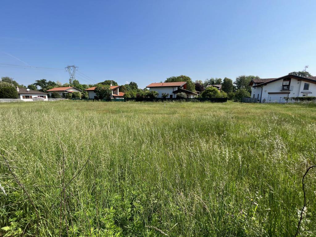 Terreno a Cadrezzate con osmate in Via dei Peschi - Foto 3
