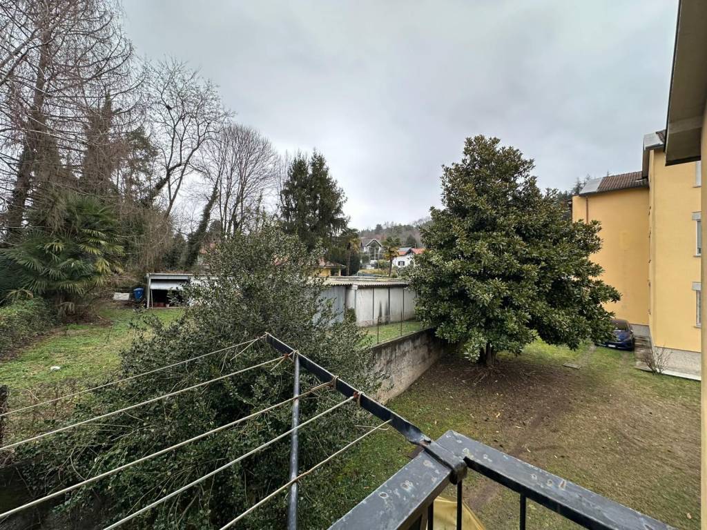 Appartamento a Vergiate in Via Monte Rosa, 19 - Foto 5