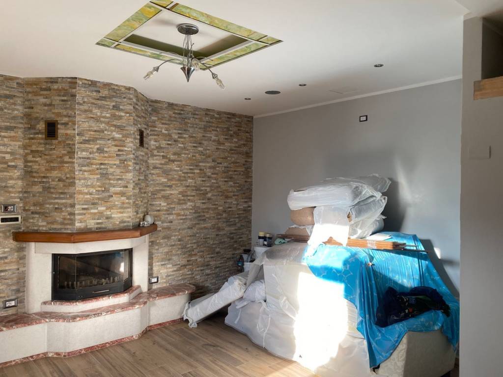 Casa indipendente a Tradate in Via Giacomo Bianchi, 37 - Foto 2