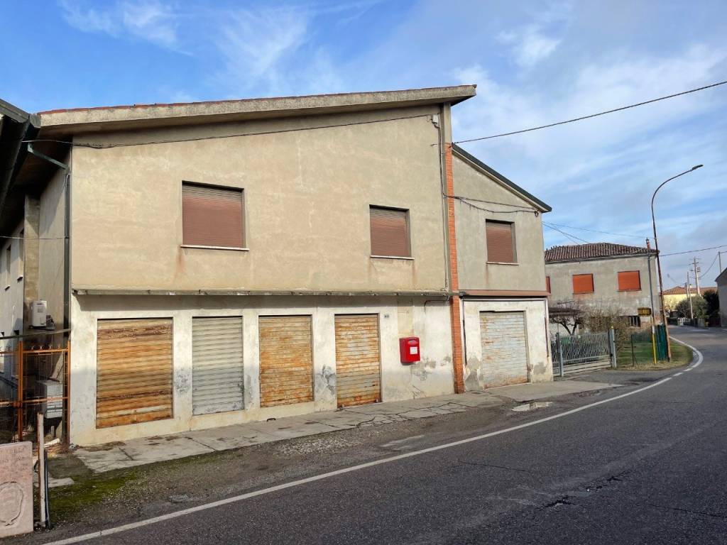 Palazzo / stabile a Fiesso umbertiano in VIA TRENTO - Foto 2