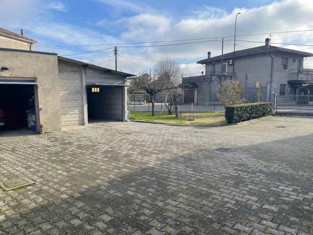 Palazzo / stabile a Fiesso umbertiano in VIA TRENTO - Foto 5