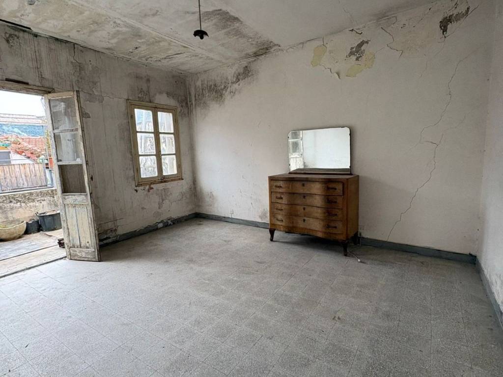 Casa indipendente a Taggia in Via Littardi - Foto 4