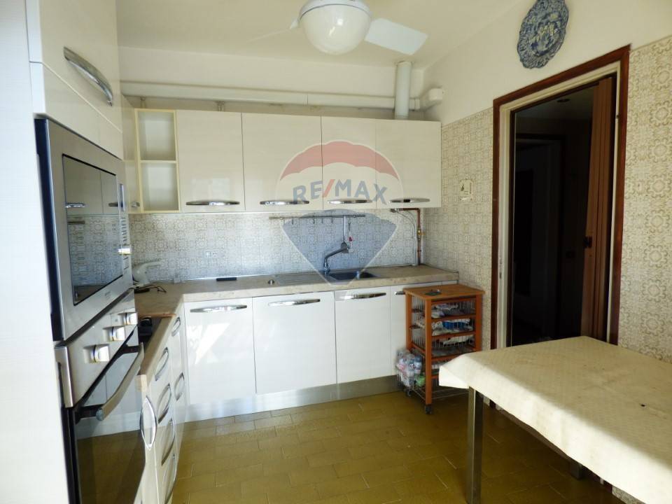 Appartamento a Luino in F.Turati, 31 - Foto 4