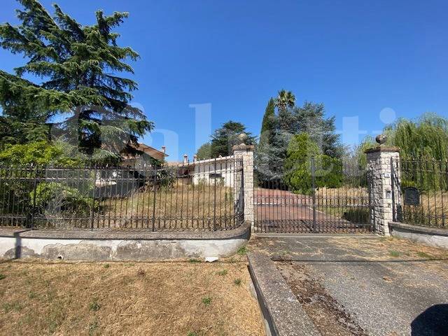 Villa a Aprilia in Via Roselli, 76 - Foto 2