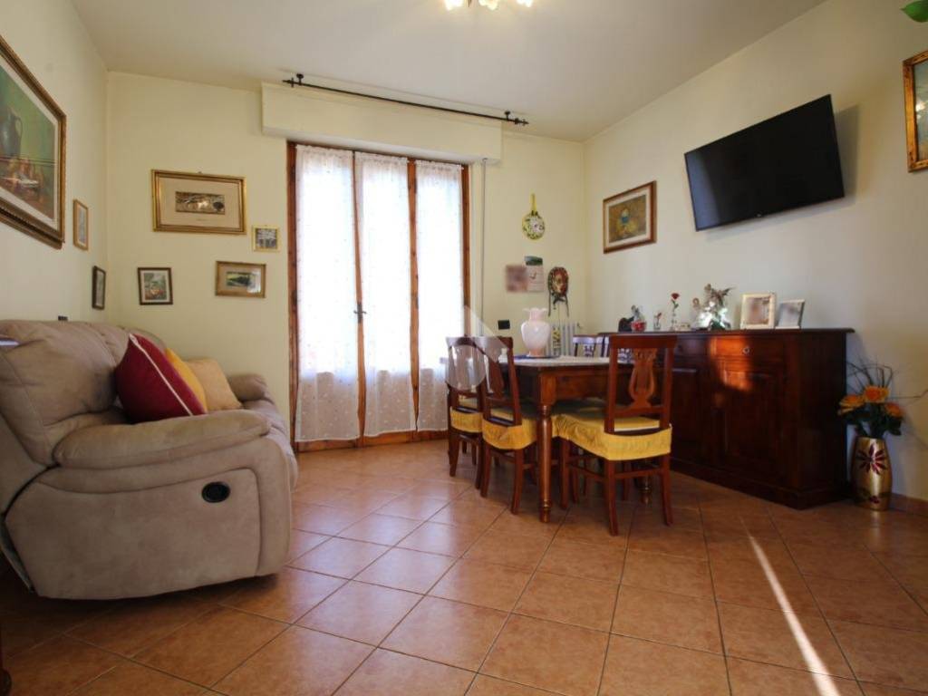 Appartamento a Prato in Via Guittone D'Arezzo, 10 - Foto 2