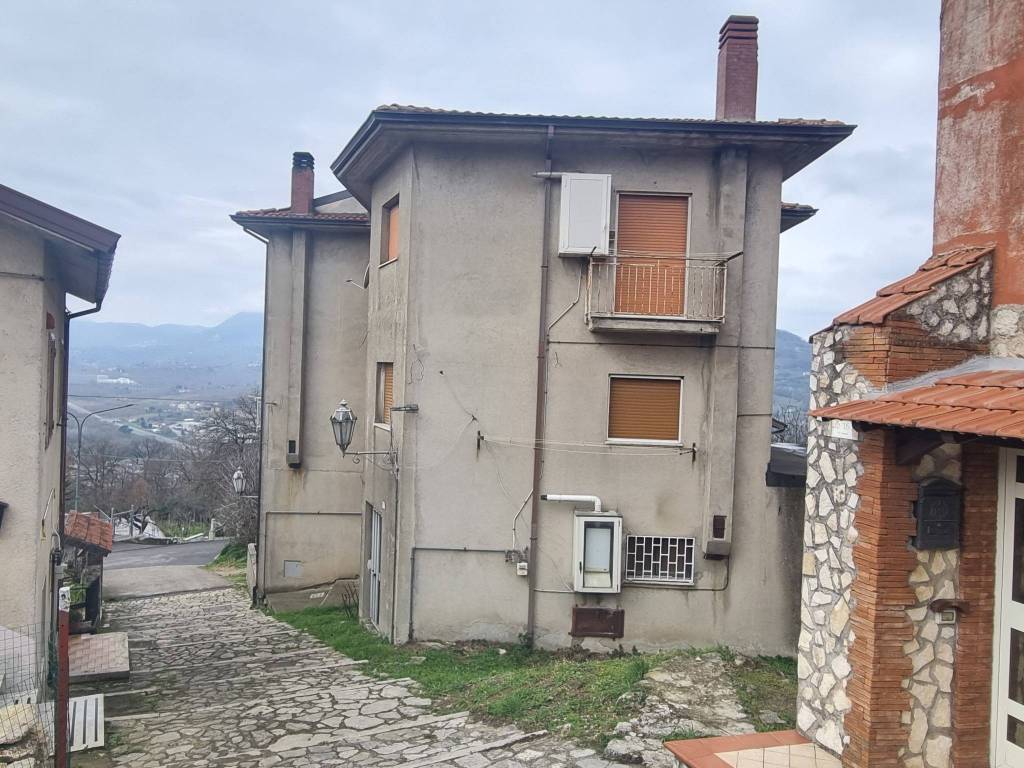 Appartamento a Manocalzati in via Lammia 26 - Foto 3