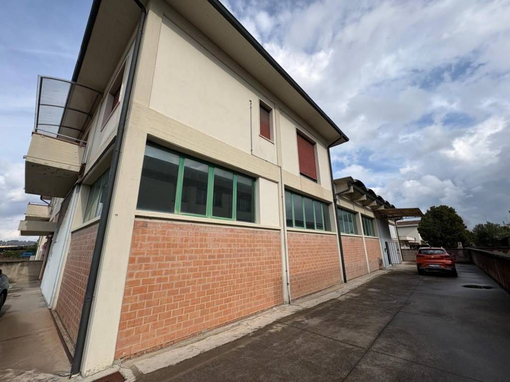 Immobile a Castelfranco di sotto - Foto 2