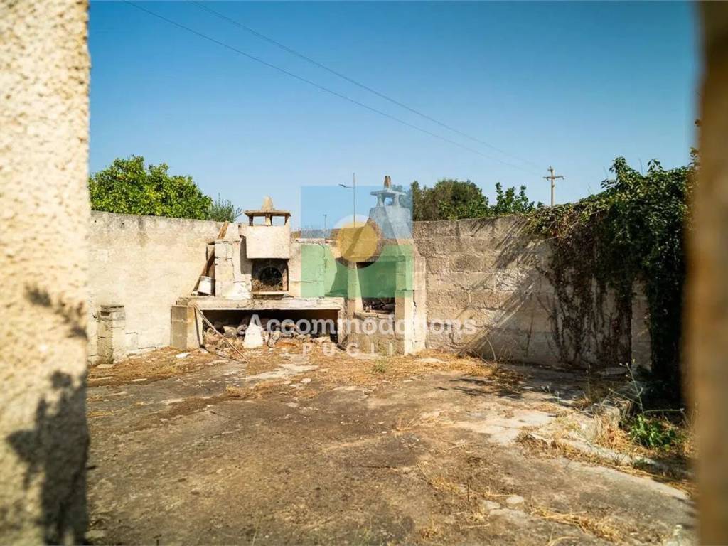Rustico / casale a San michele salentino in SP48 - Foto 4