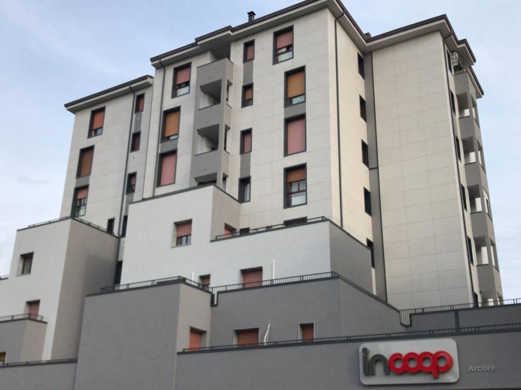 Appartamento a Arcore in Via Ferruccio Gilera, 8 - Foto 1