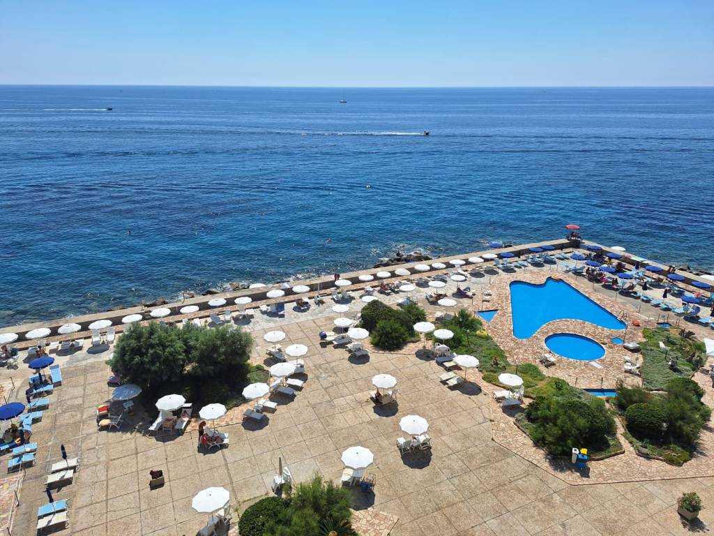 Appartamento a Ospedaletti in Via Aurelia Levante - Foto 2