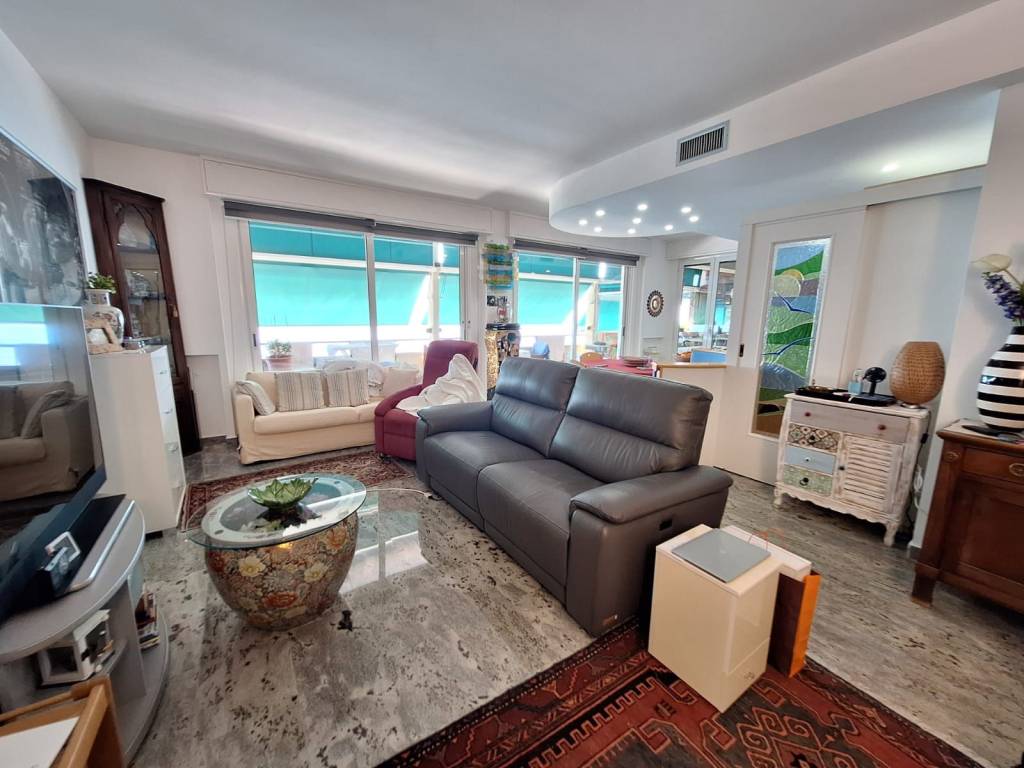 Appartamento a Ospedaletti in Via Aurelia Levante - Foto 4