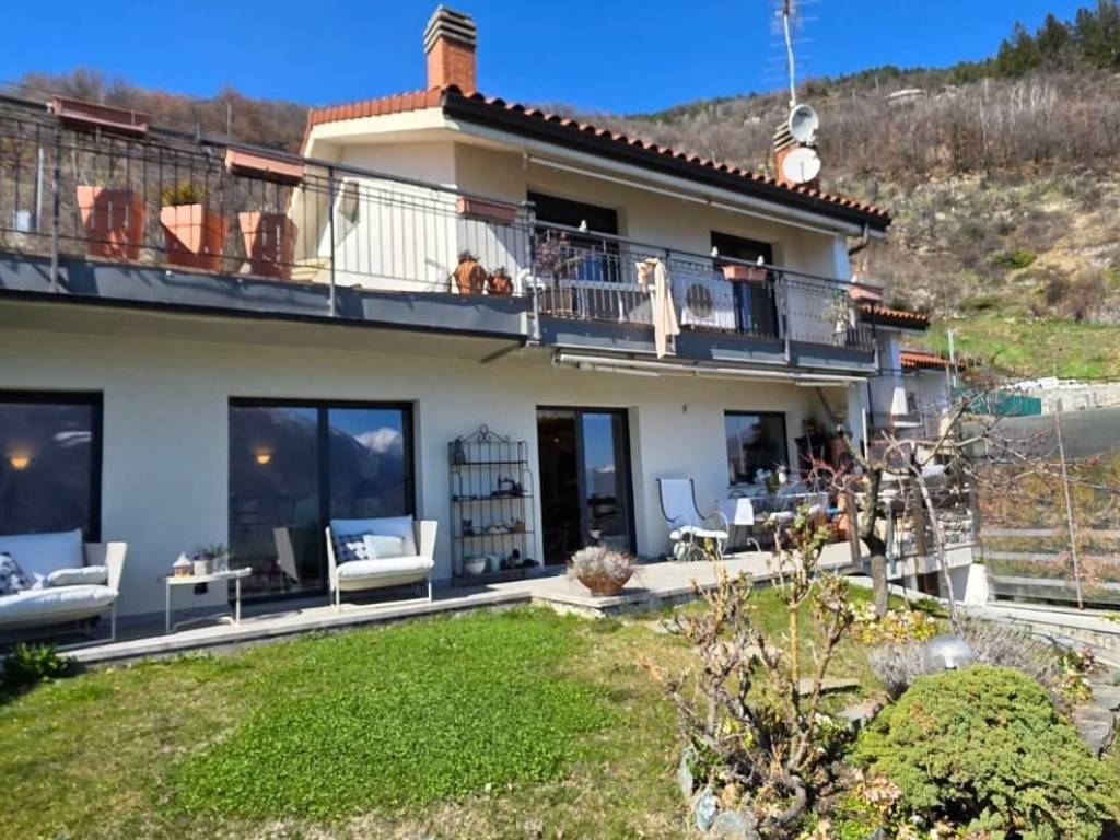 Villetta a schiera a Aosta in Regione Bioula - Foto 3