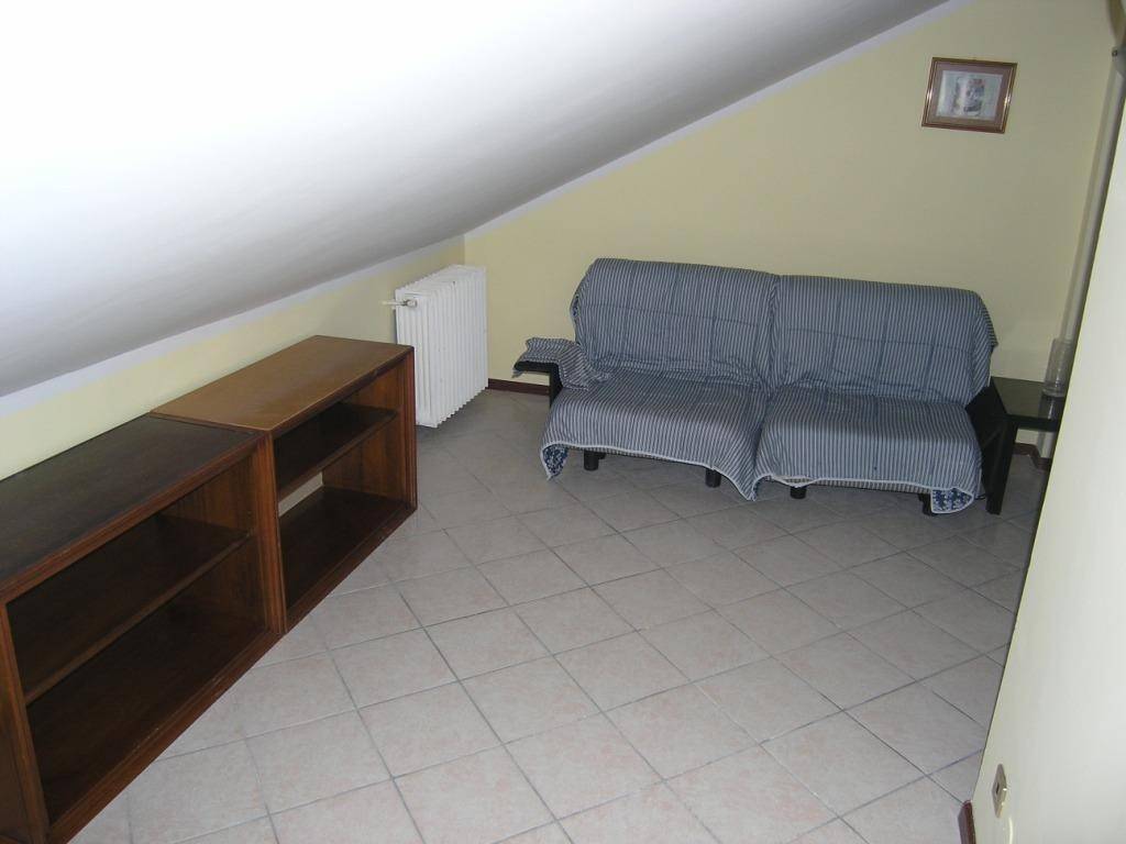 Appartamento a Asti in via di Vittorio - Foto 2