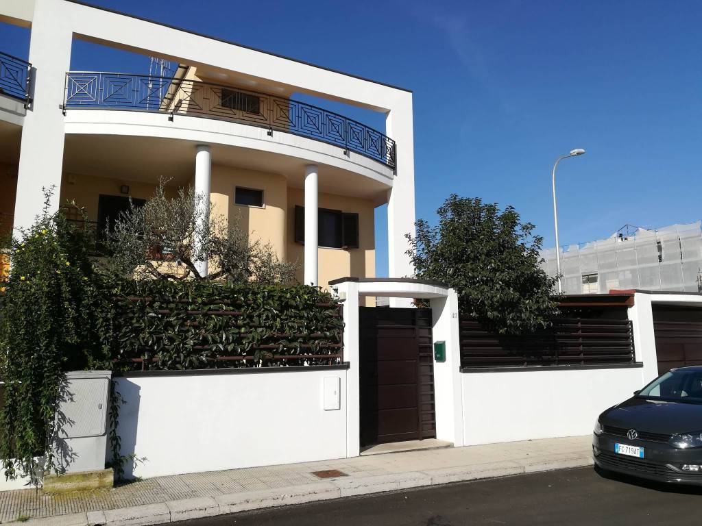 Villa a Casamassima in Via Professor Angelo Neglia - Foto 3