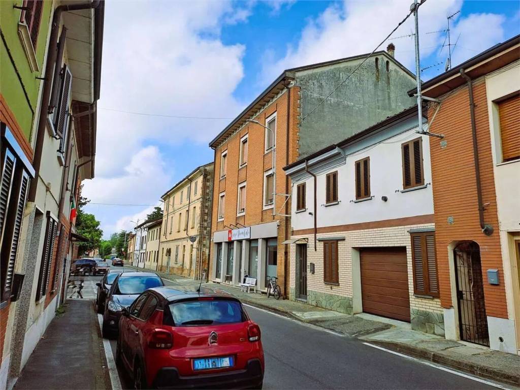 Palazzo / stabile a Pinarolo po - Foto 3