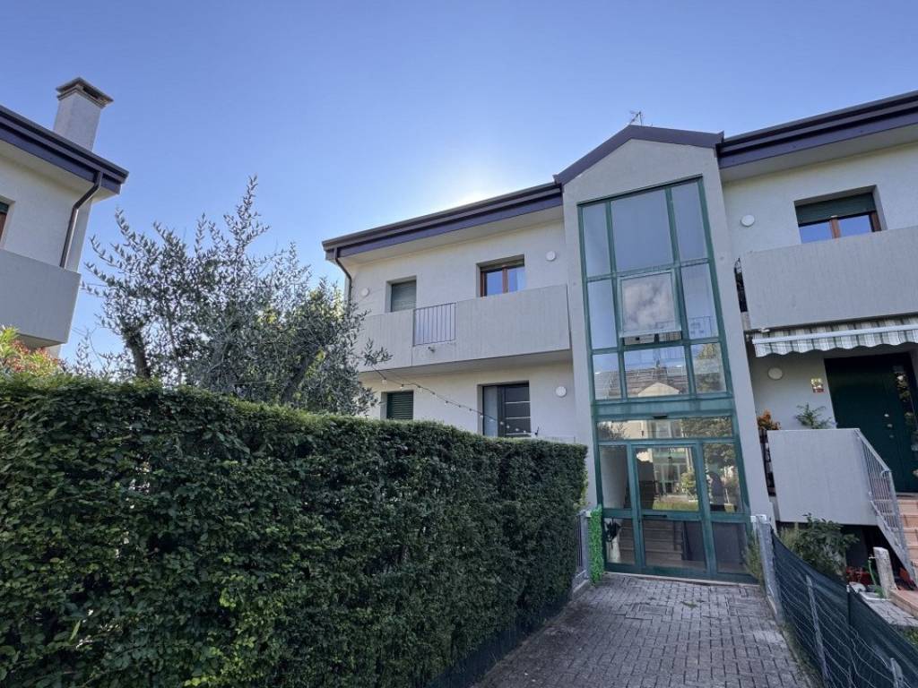 Appartamento a Noventa padovana in Noventa Padovana Via Tazzoli 35 - Foto 4