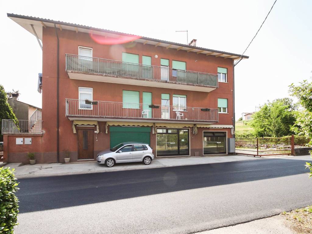 Palazzo / stabile a Fara vicentino in Via Micheloni, 2 - Foto 2