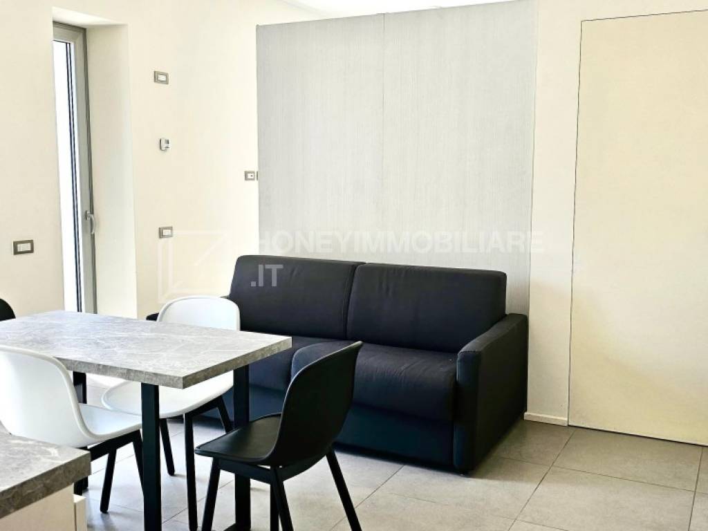 Appartamento a Parma in Piazza Mario Monguidi, 21 - Foto 3