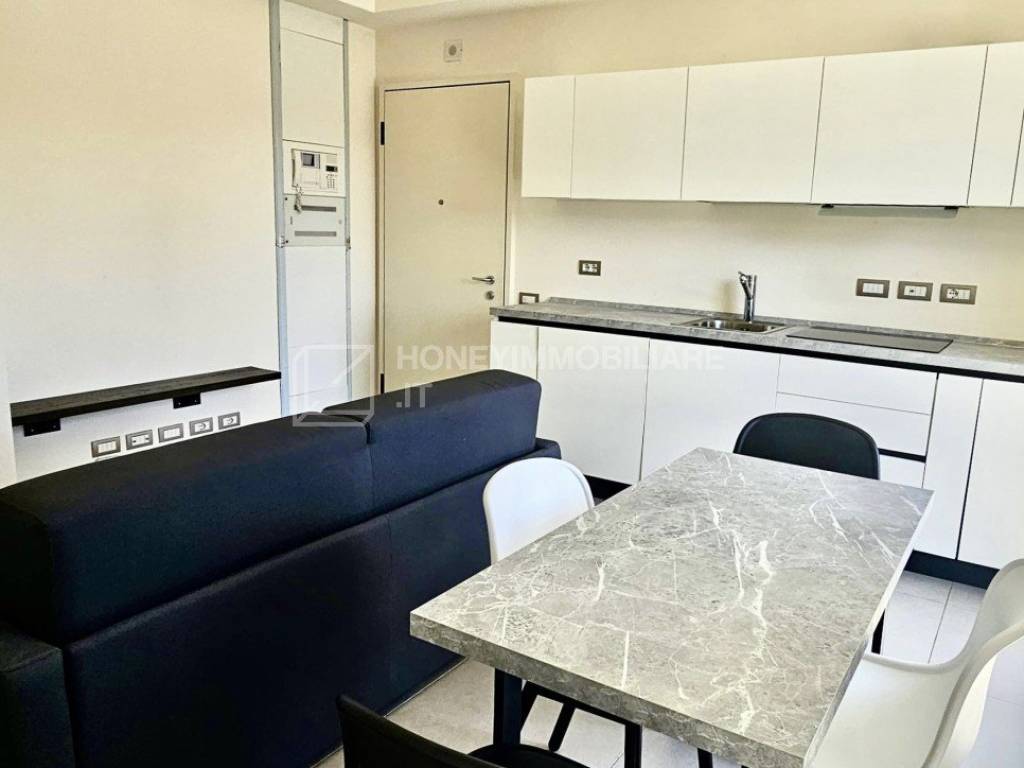 Appartamento a Parma in Piazza Mario Monguidi, 21 - Foto 4