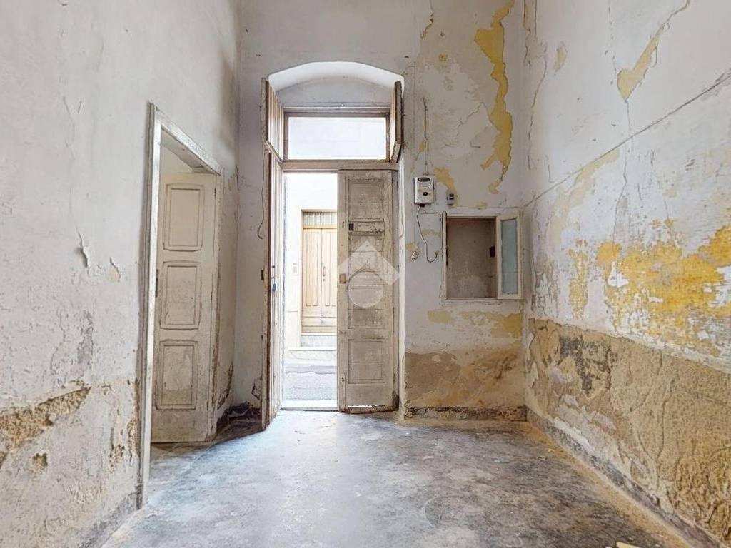 Casa indipendente a Francavilla fontana in Via Notarlongo - Foto 2