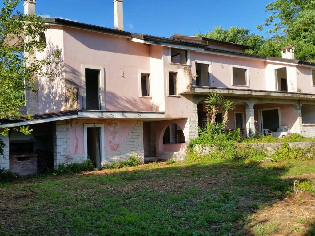 Villa a Cassino in Via Capo d'Acqua - Foto 2