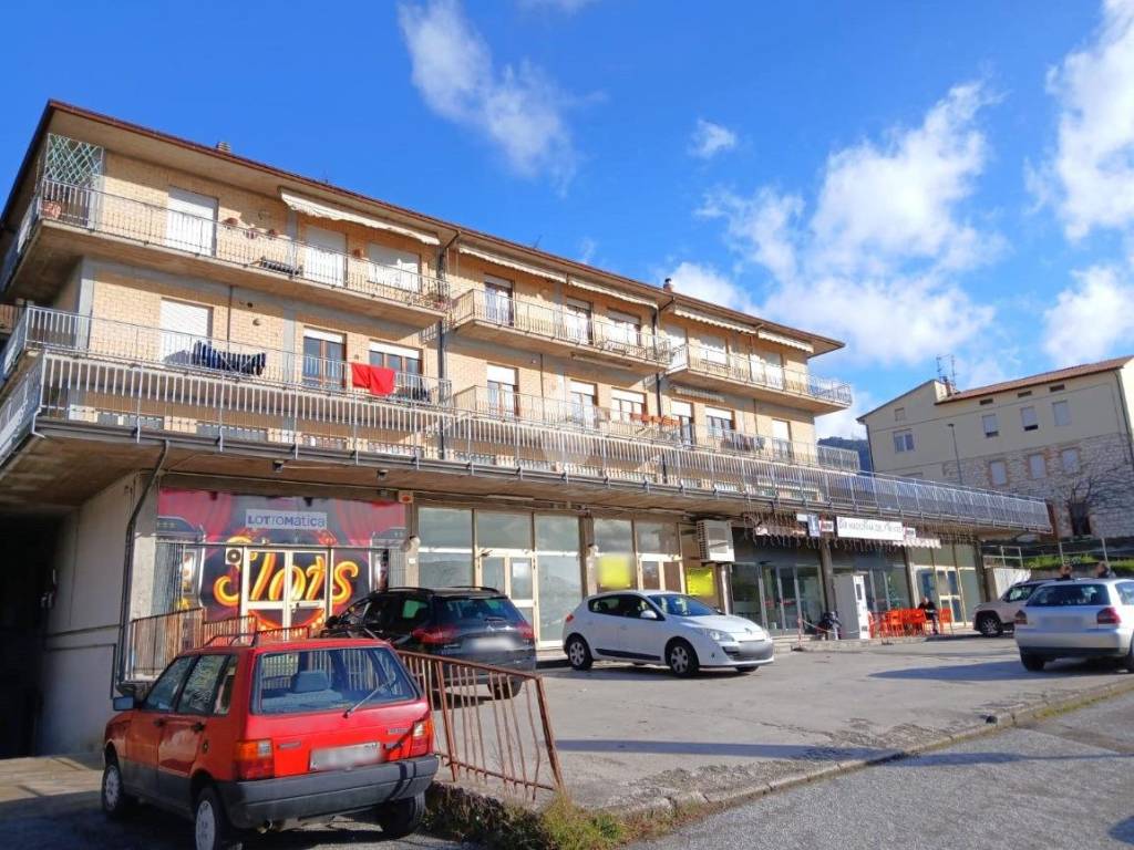 Appartamento a Gubbio in Via Tifernate - Foto 2