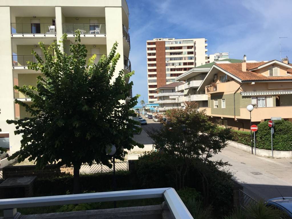Appartamento a Montesilvano in Via Dante Alighieri - Foto 3