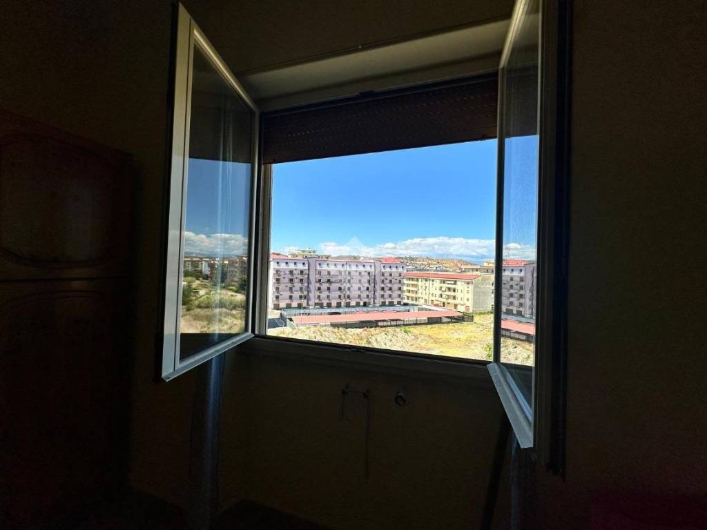 Appartamento a Crotone in Via Dante Alighieri, 2 - Foto 5