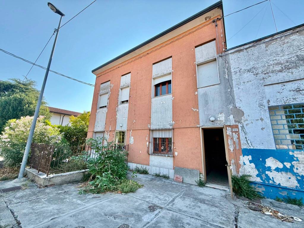 Villa a Alfonsine in Via Giuseppe Stefani, 22 - Foto 2
