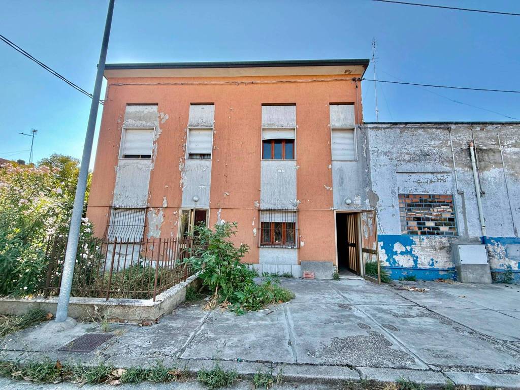 Villa a Alfonsine in Via Giuseppe Stefani, 22 - Foto 4
