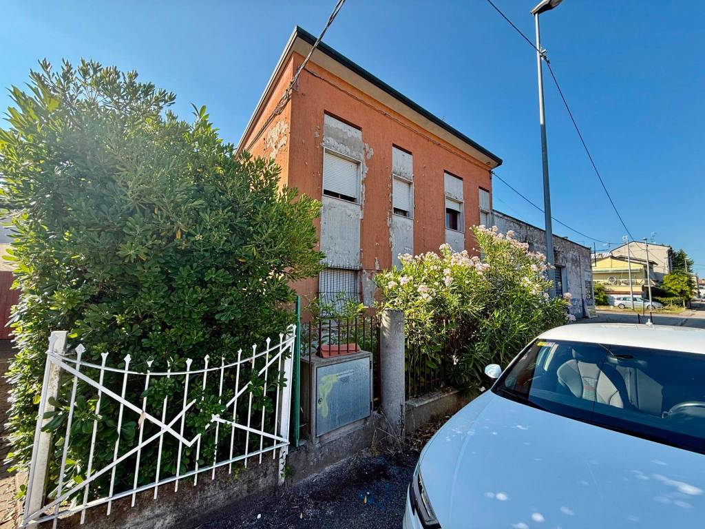 Villa a Alfonsine in Via Giuseppe Stefani, 22 - Foto 5