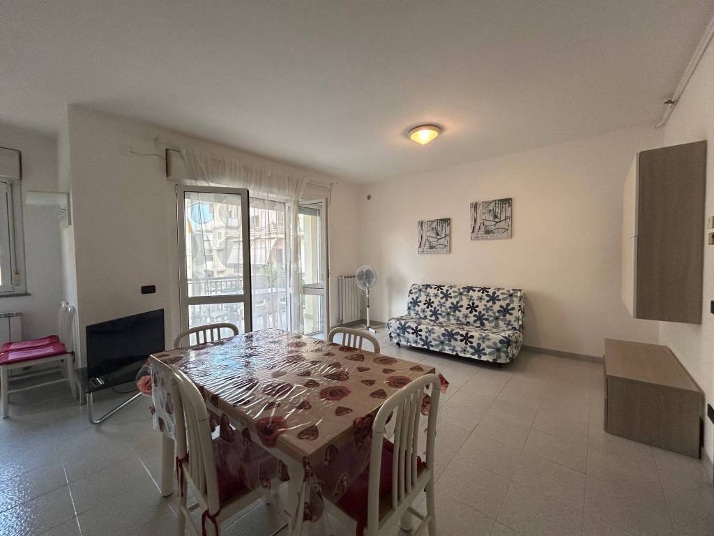 Appartamento a Tortoreto in Via Giuseppe Parini - Foto 2