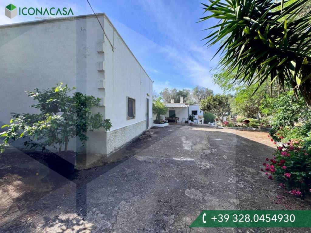 Villa a Ceglie messapica in Strada Provinciale Ceglie-Francavilla Fontana - Foto 3