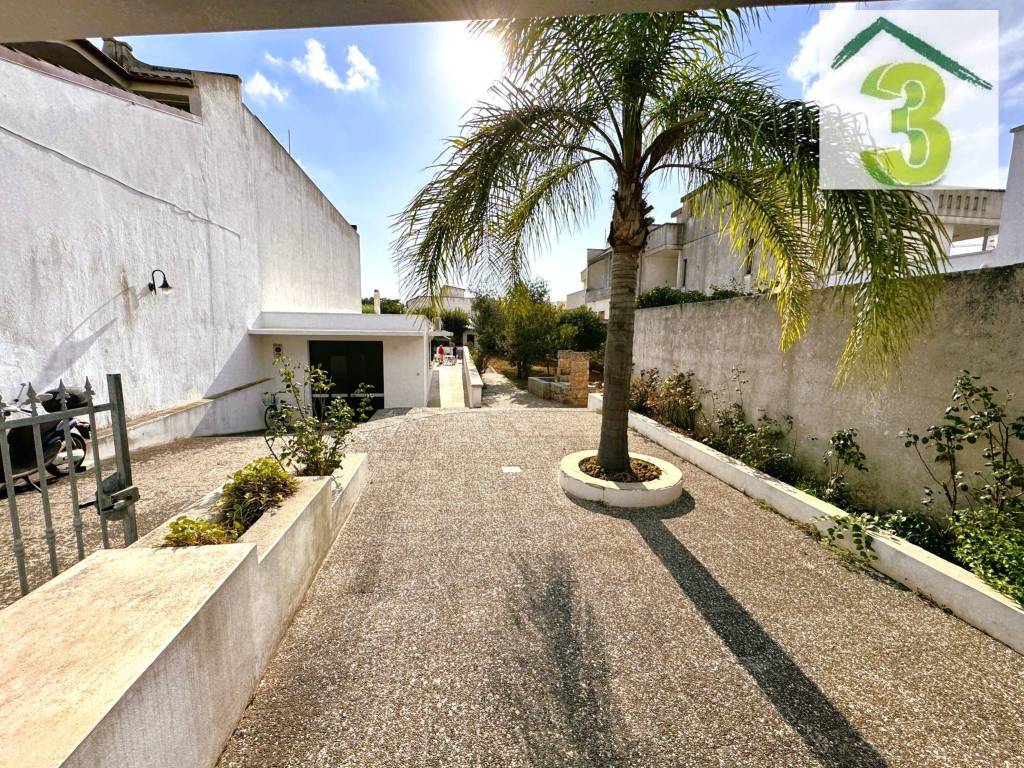 Casa indipendente a Miggiano in Via Specchia - Foto 3