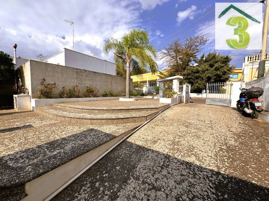 Casa indipendente a Miggiano in Via Specchia - Foto 4