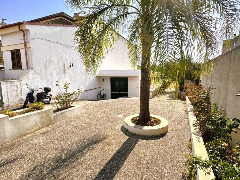 Casa indipendente a Miggiano in Via Specchia - Foto 5