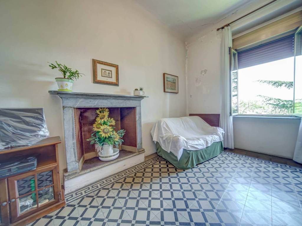 Villa a Cardano al campo in Via Filippo Porraneo, 20 - Foto 4