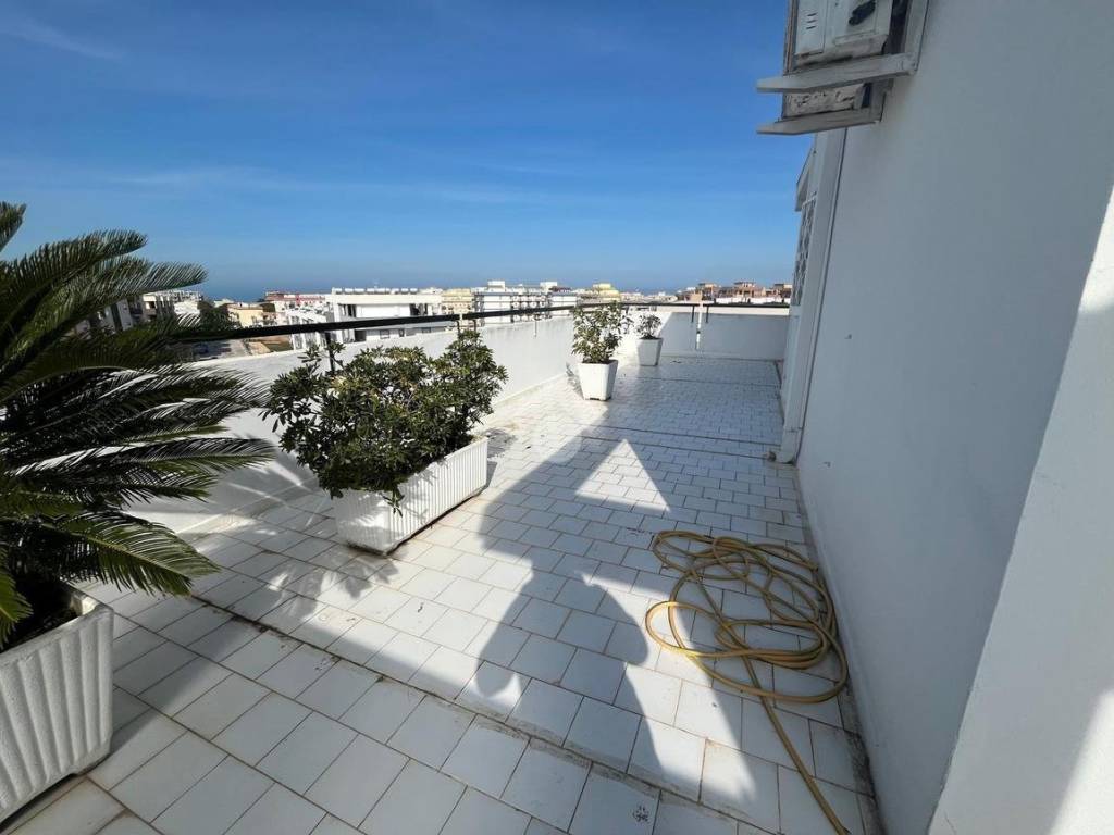 Appartamento a Trani in Viale Europa, 11 - Foto 3