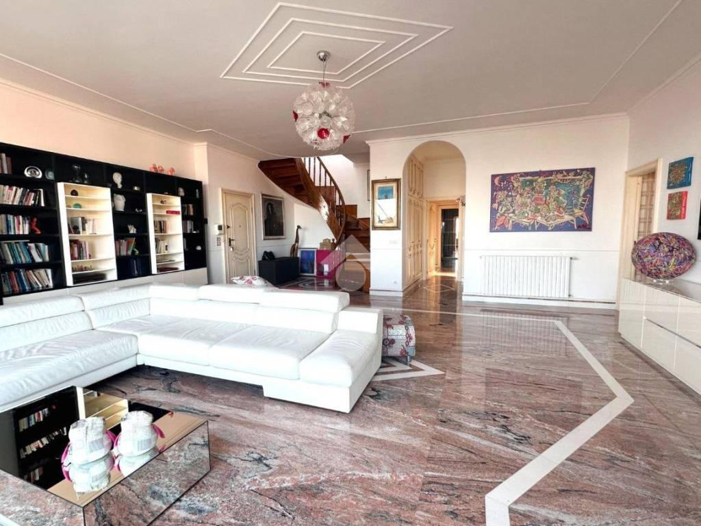 Attico / mansarda a Trani in Via Bonomo, 10 - Foto 5