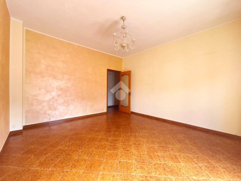 Appartamento a Trani in Via Avvocato Enrico de Nicola, 11 - Foto 3